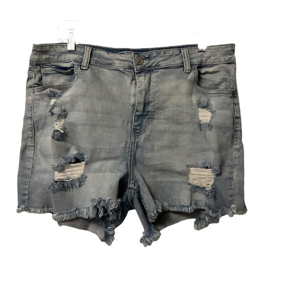 Cello Light Wash Blue Denim Jean Short SZ 20 Women Distresses Destroyed Summer - Picture 4 of 8